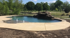 Beach-Entry-Pool-with-Rock-Grotto