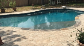 Pool-with-Ledge