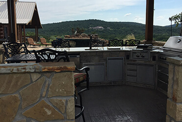 Outdoor Kitchens